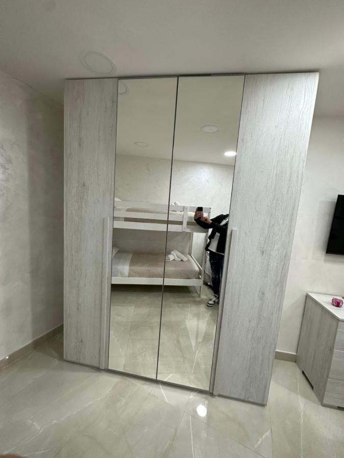 ナポリChloehouseアパートメント エクステリア 写真